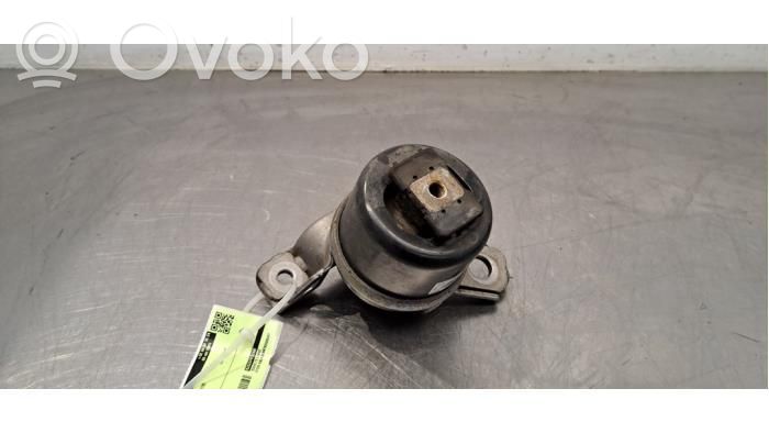 Engine mount bracket   BJ326F012AB,GJ326P096AE,GJ326P096AE