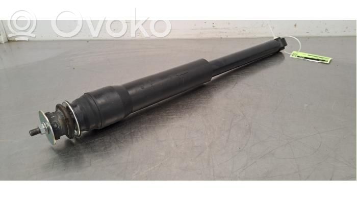 Toyota Yaris XP210 Stoßdämpfer hinten 