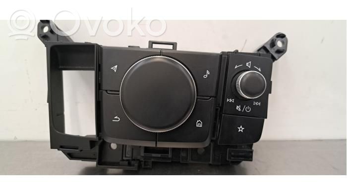 Mazda CX-30 Multifunctional control switch/knob 