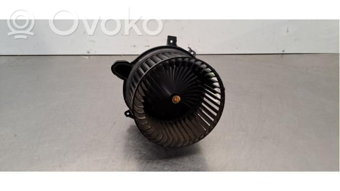 BMW iX1 Soplador/ventilador calefacción 