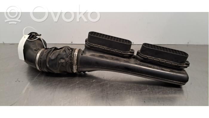 Land Rover Range Rover Sport L494 Air intake hose/pipe