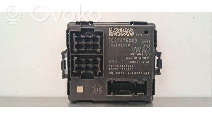 Volkswagen Golf VIII Monitor/display/piccolo schermo