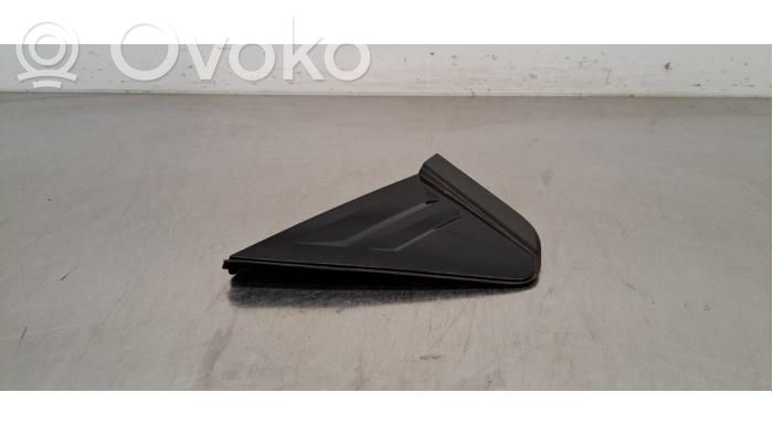 Opel Astra L Muu ulkopuolen osa