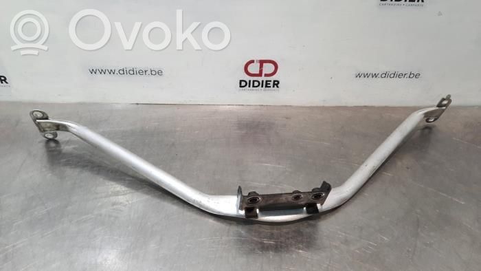 BMW 5 G30 G31 G38 Pannello di supporto del radiatore 