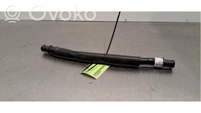 Audi e-tron Engine coolant pipe/hose 