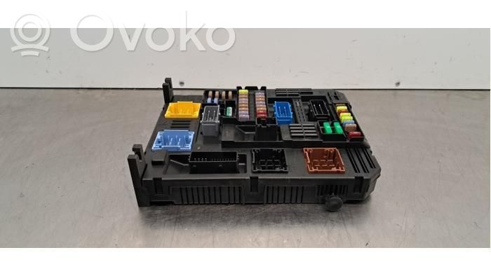 Opel Mokka B Set scatola dei fusibili