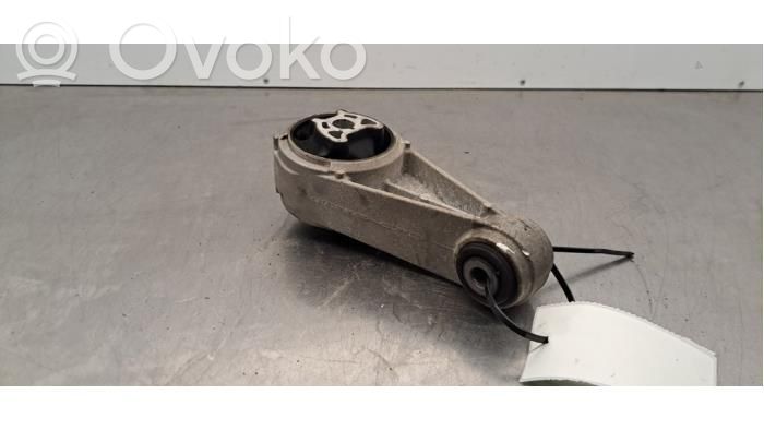 Gearbox mounting bracket   10340531