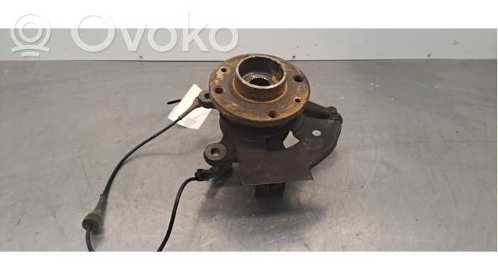 Nissan Micra K14 Achsschenkel vorne