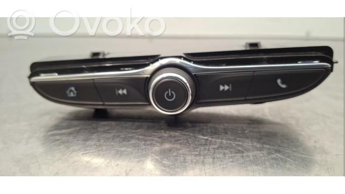 Opel Astra K Unidad central de control multimedia 