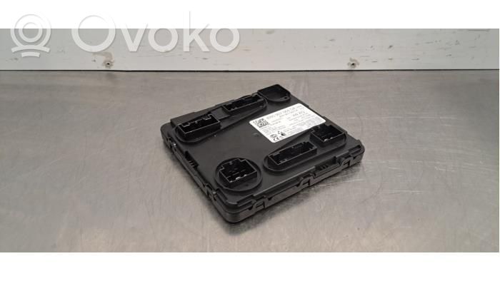 Audi A4 S4 B9 8W Modul de control caroserie central 