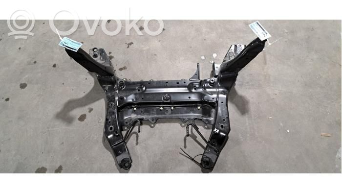 BMW 1 F40 Rama pomocnicza przednia 