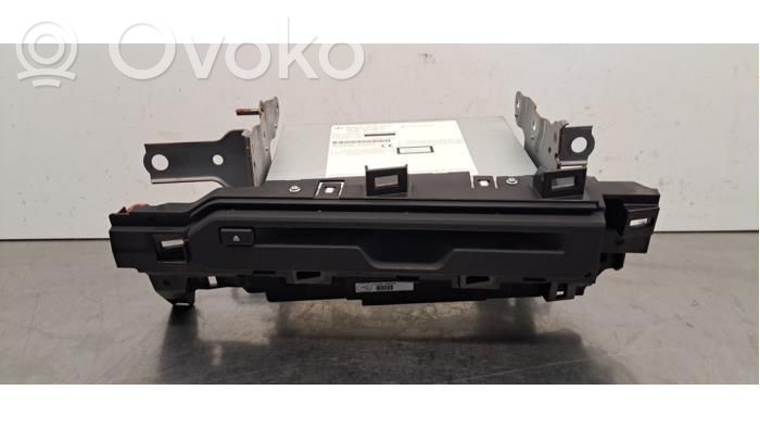 Lexus UX Panel / Radioodtwarzacz CD/DVD/GPS 