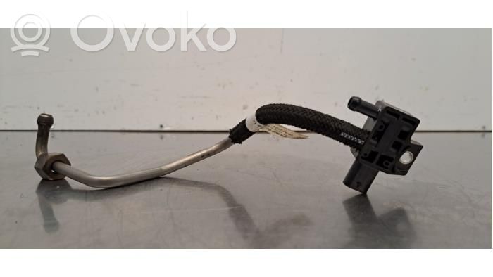 BMW 2 F45 Czujnik ciśnienia paliwa 