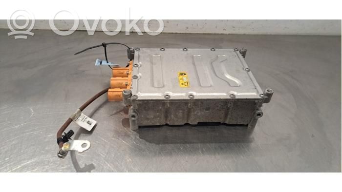 Inversor/convertidor de voltaje   A0003426700