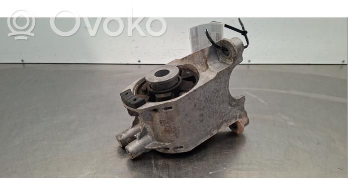 Engine mount bracket   22119485624,9485624
