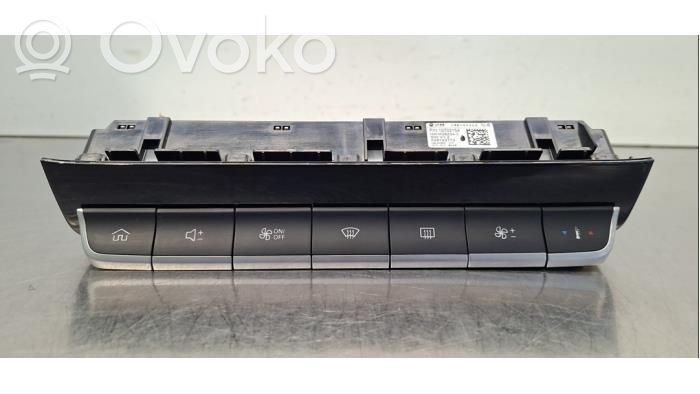 Climate control unit   10703154