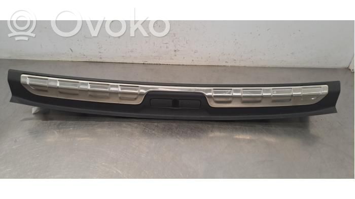 Peugeot 408 II Osłona pasa bagażnika 