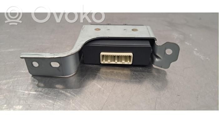 Mazda 6 Antenna control unit 