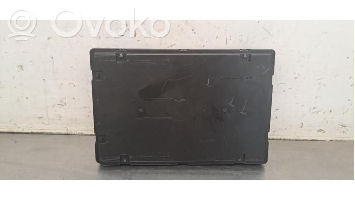 Modul de control caroserie central   8W1907063G