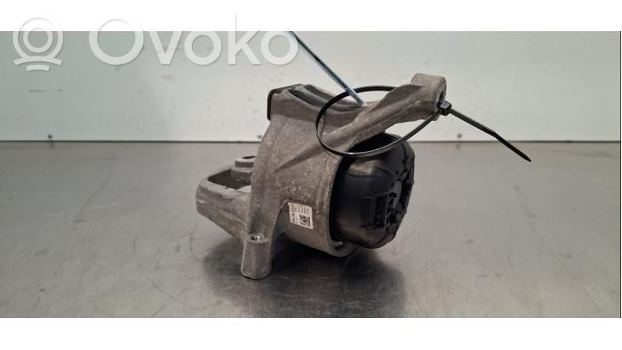 Audi A5 Engine mount bracket 