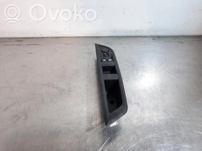 Citroen e-C3 Electric window control switch 