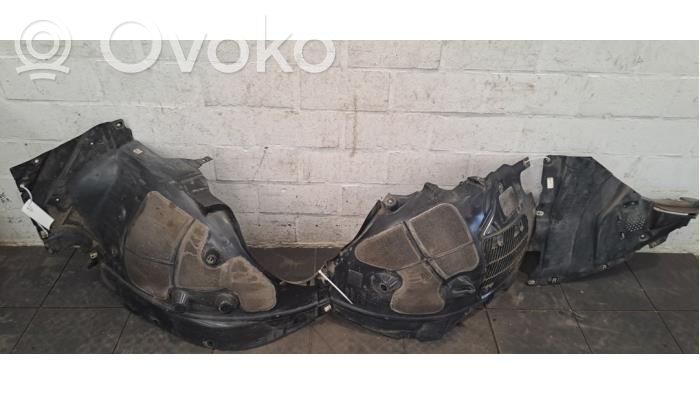 BMW XM Nadkole przednie 