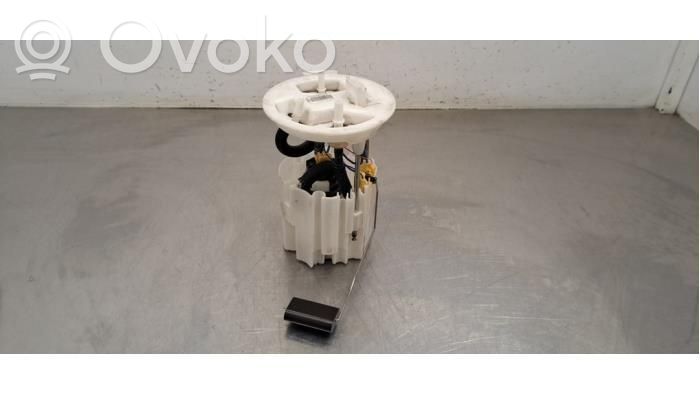 Bomba interna de combustible   31321153