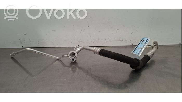 Ilmastointilaitteen putki (A/C)   4K0816743CK,4K0816743DN