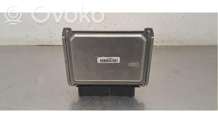 Unidad de control/módulo del motor   05C907394D