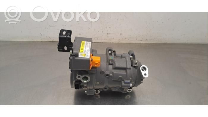 Air conditioning (A/C) compressor (pump)   EM2EY8103020