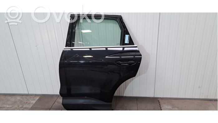 Audi Q4 e-tron Galinės durys 