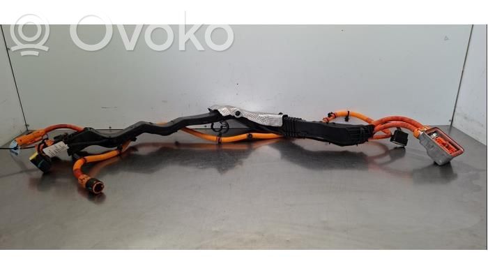 Lynk & co 01 Kabel wysokiego napięcia 