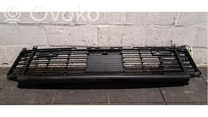 Maskownica / Grill / Atrapa górna chłodnicy   1629432780,1629432080,1631642280,9819734080,9819734180,9819737580,9820885680