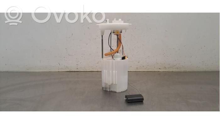Volkswagen Tiguan Pompa paliwa w zbiorniku