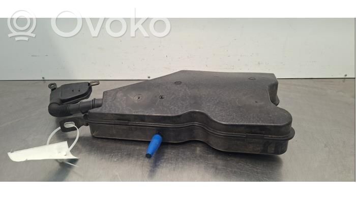 BMW 4 G22 G23 G24 G26 Zbiornik płynu do spryskiwaczy szyby przedniej / czołowej 