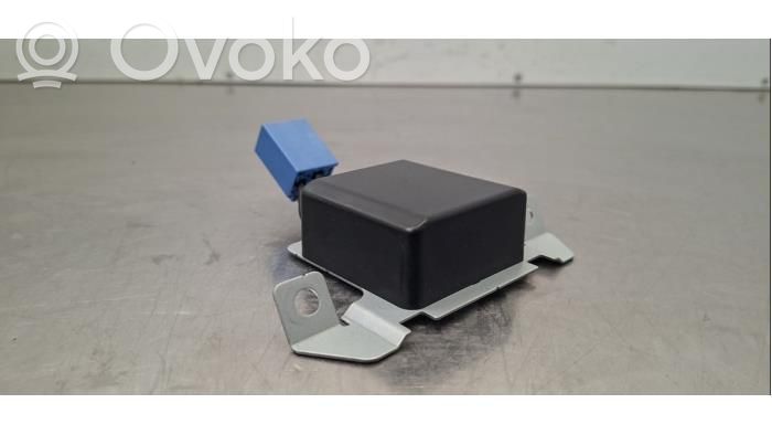 GPS-pystyantenni   BDMD66T30