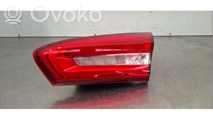 Ford Focus Aizmugurējais lukturis virsbūvē 