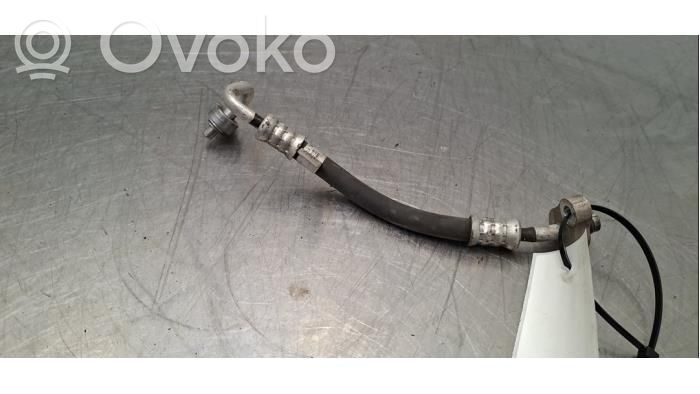 Ilmastointilaitteen putki (A/C)   K8D219E932AB,LR115918