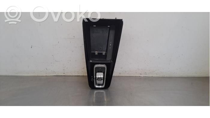 Wybierak biegów   657035736A,5E4713203BE,5E4713203BJ