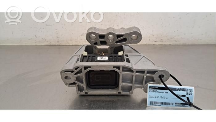 Alfa Romeo Tonale Engine mount bracket 