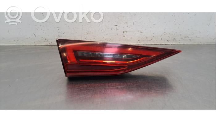 Takavalot   8Y0945307