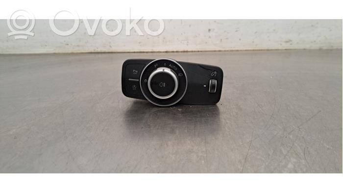 Alfa Romeo Giulia Headlight level height control switch 