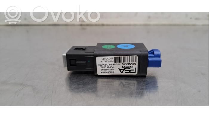 Peugeot 308 Enchufe conector USB 