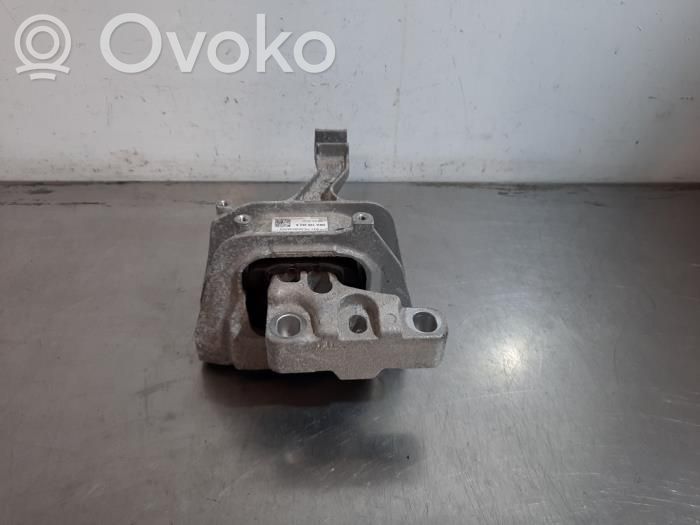 Volkswagen Golf VIII Suport tampon motor 