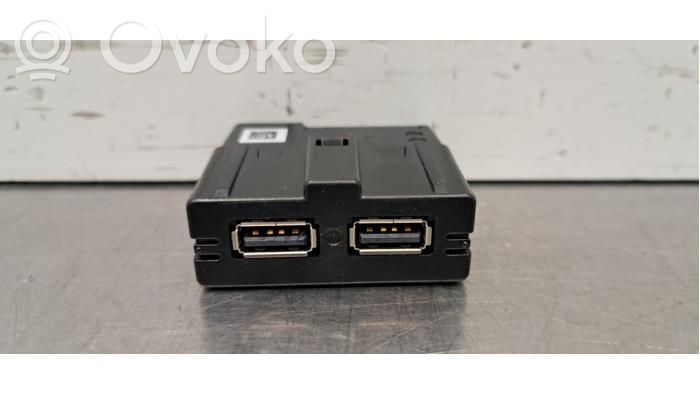 USB-Anschluss   5Q0035726L