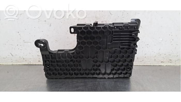 Central body control module   156745400B