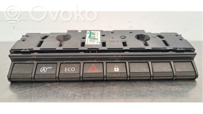 Hazard light switch   283E86009R