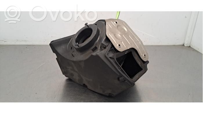 Audi A4 S4 B9 8W Air filter box 