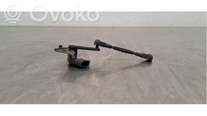 Front height sensor lever   4M0907503