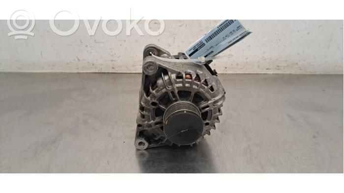 Peugeot 208 II Generatore/alternatore 